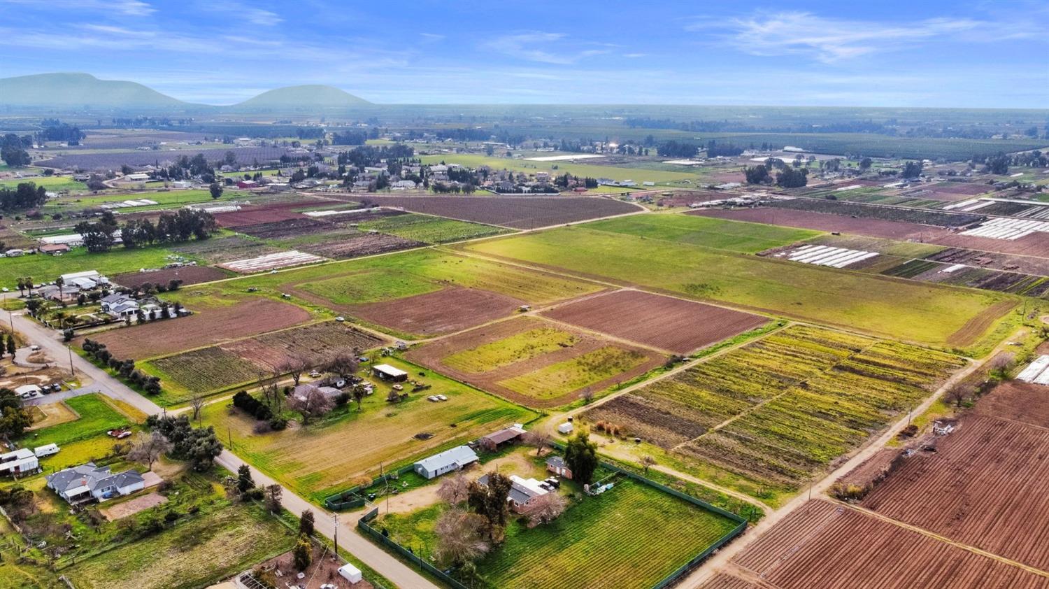 2630 N Del Rey Ave, Sanger, CA 93657