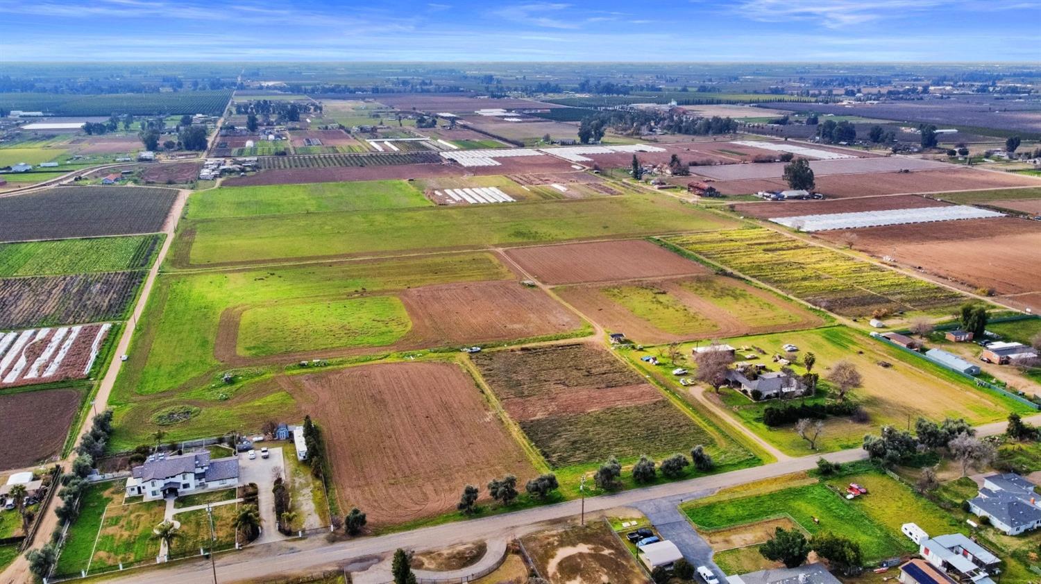 2630 N Del Rey Ave, Sanger, CA 93657