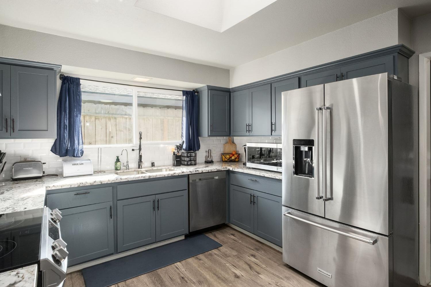 6316 N Poplar Ave, Fresno, CA 93704