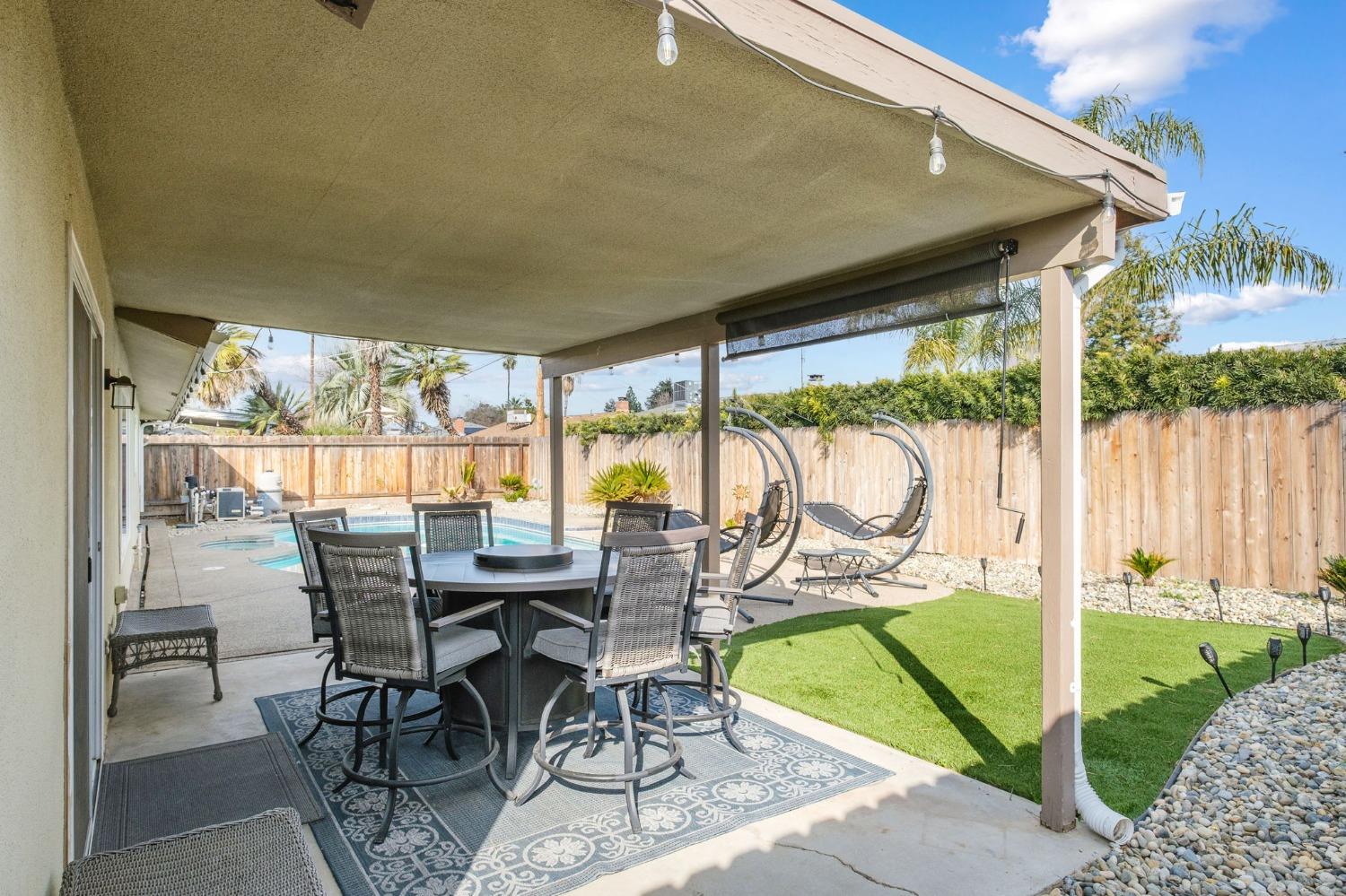 6316 N Poplar Ave, Fresno, CA 93704