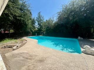 2571 W Magill Ave, Fresno, CA 93711