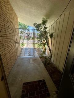 2571 W Magill Ave, Fresno, CA 93711