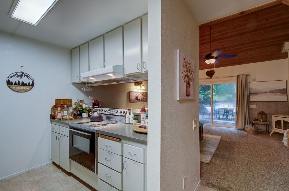 40806 Mill Run Ln, Shaver Lake, CA 93664