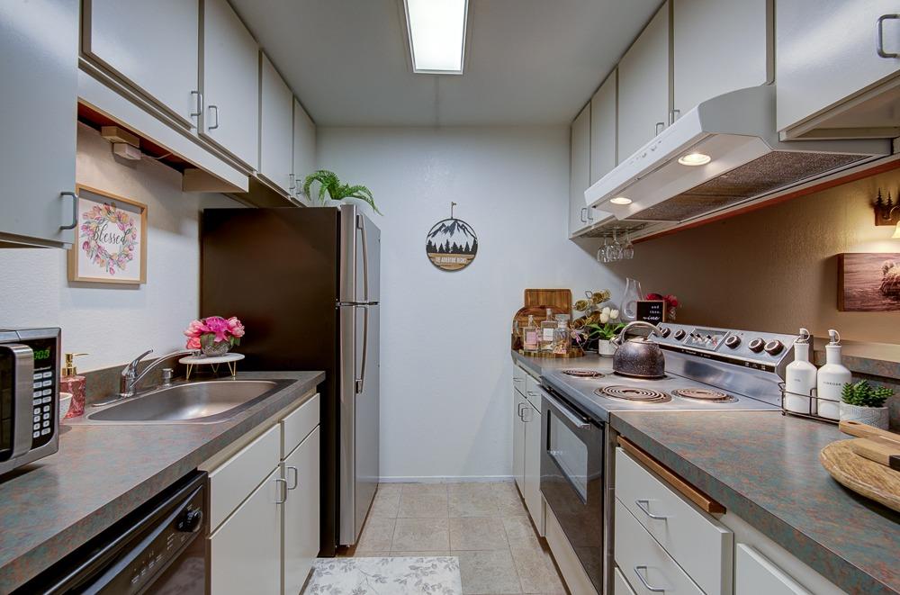 40806 Mill Run Ln, Shaver Lake, CA 93664