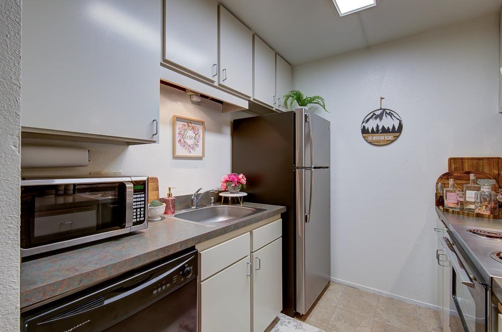 40806 Mill Run Ln, Shaver Lake, CA 93664