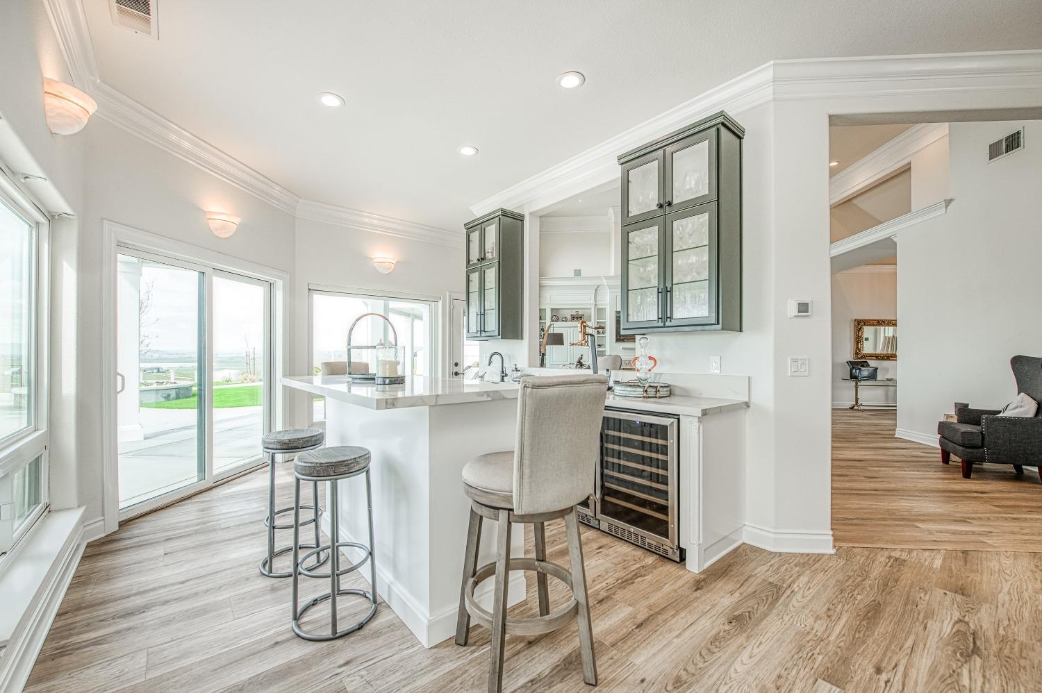 18300 Watts Valley Rd, Sanger, CA 93657