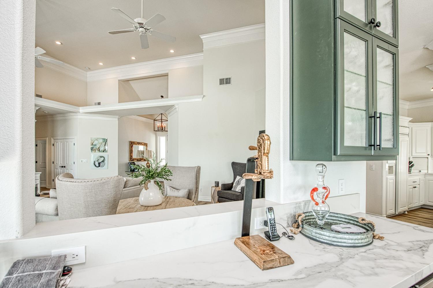 18300 Watts Valley Rd, Sanger, CA 93657