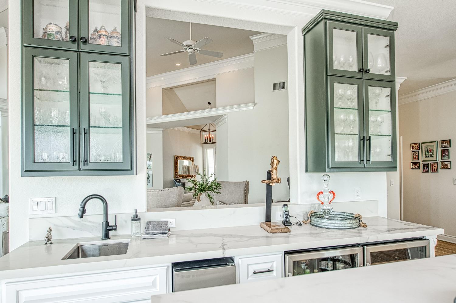 18300 Watts Valley Rd, Sanger, CA 93657