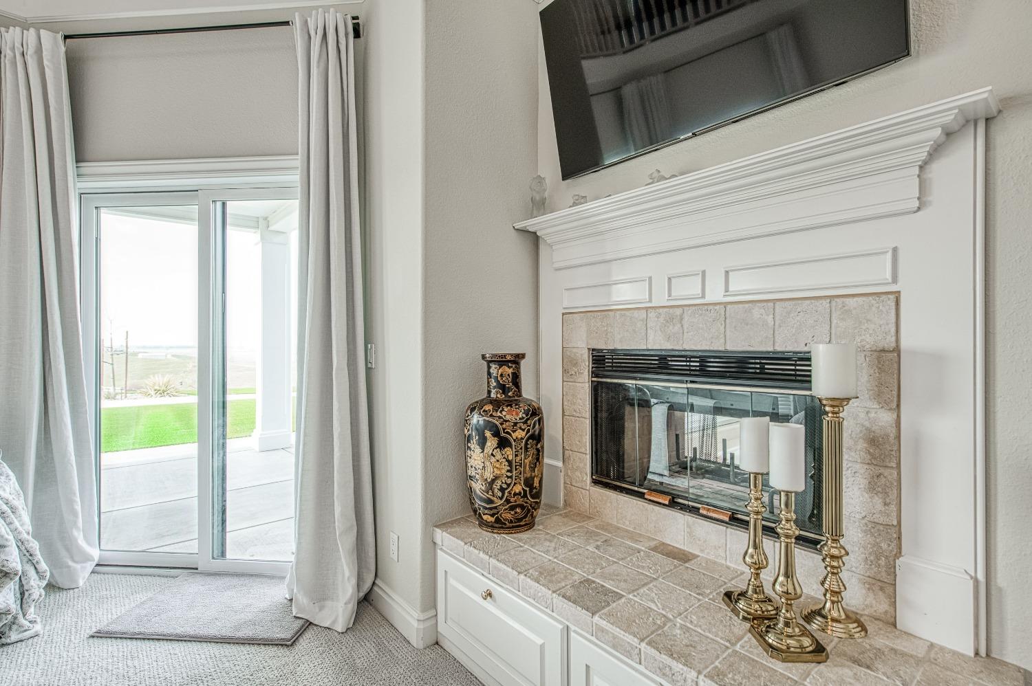 18300 Watts Valley Rd, Sanger, CA 93657