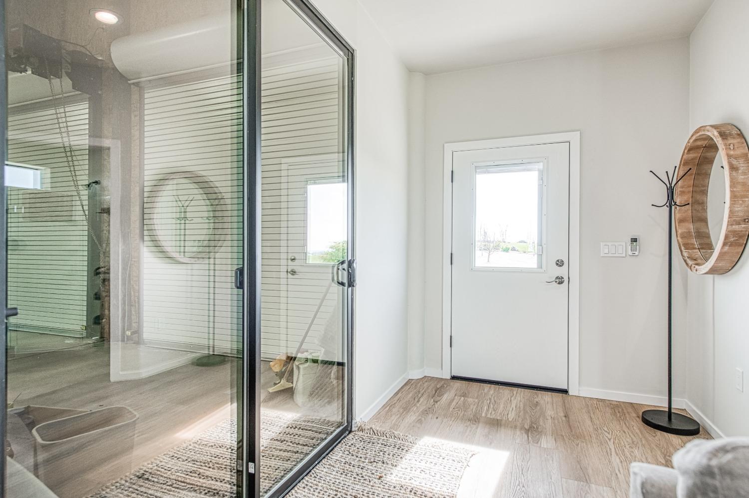 18300 Watts Valley Rd, Sanger, CA 93657