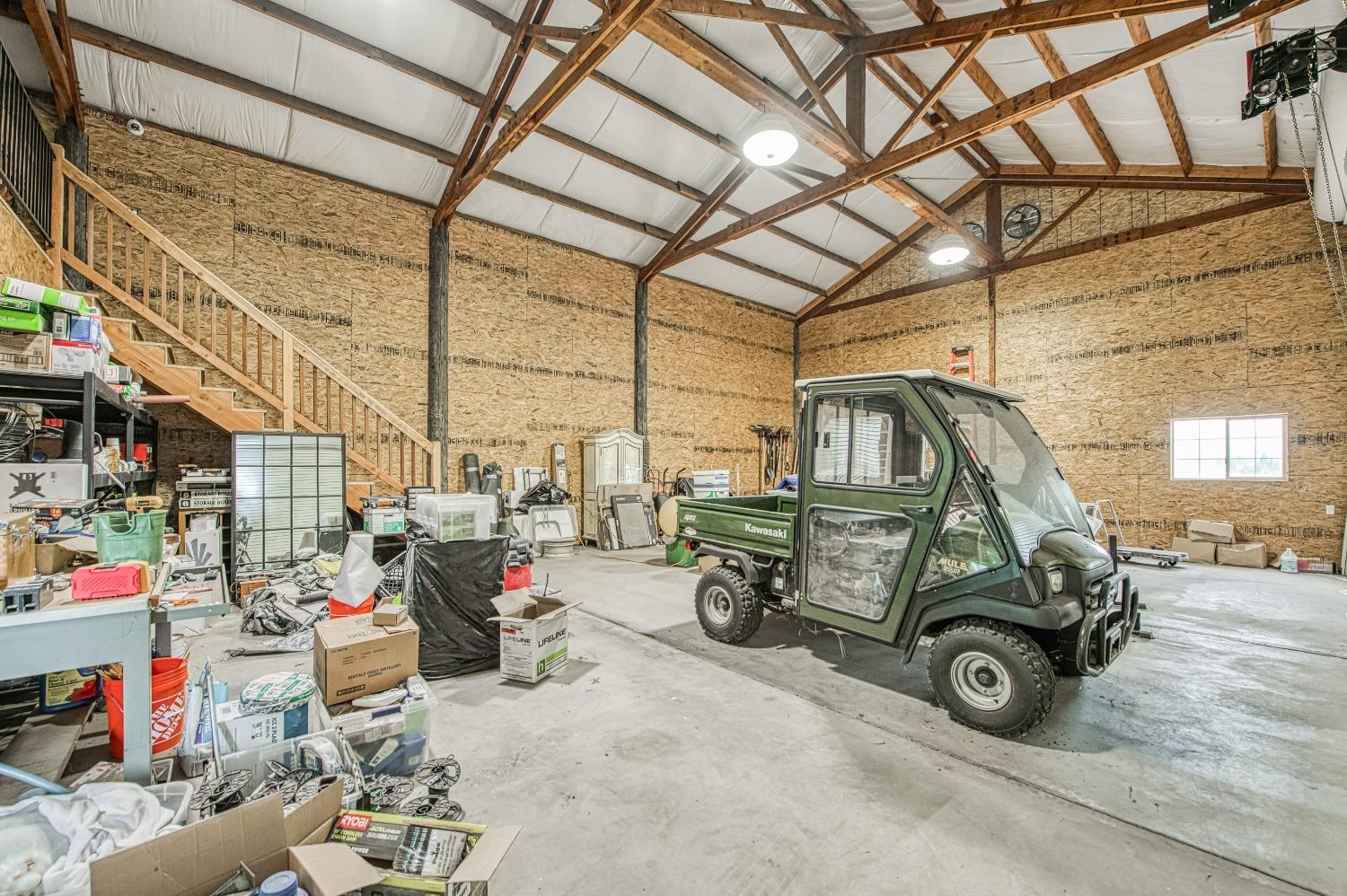 18300 Watts Valley Rd, Sanger, CA 93657