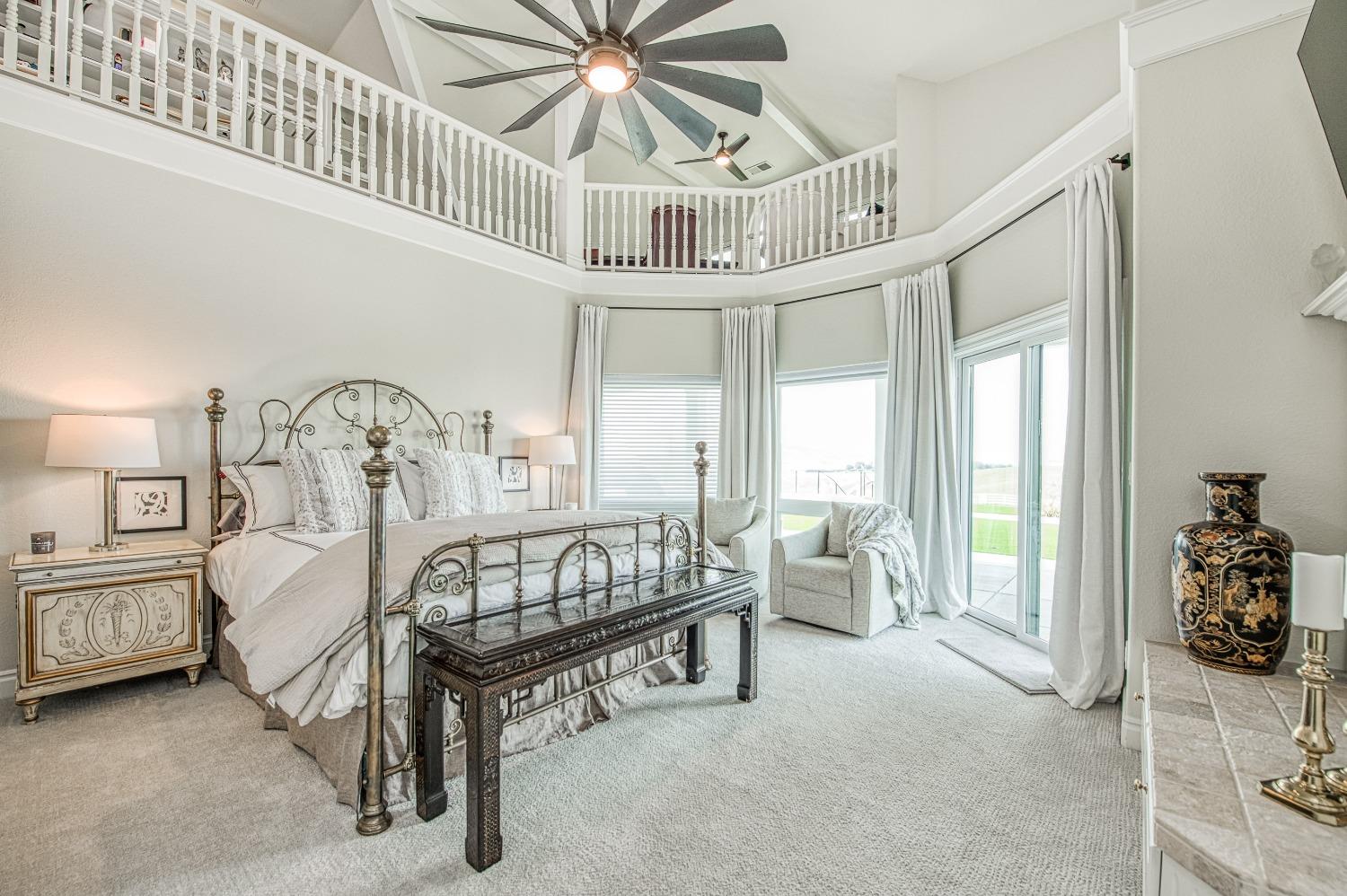 18300 Watts Valley Rd, Sanger, CA 93657