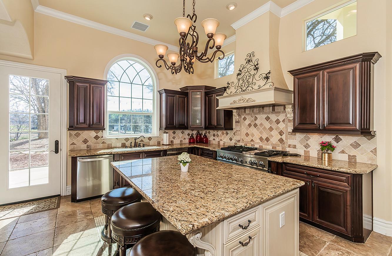 14505 Blue Drake Ln, Prather, CA 93651