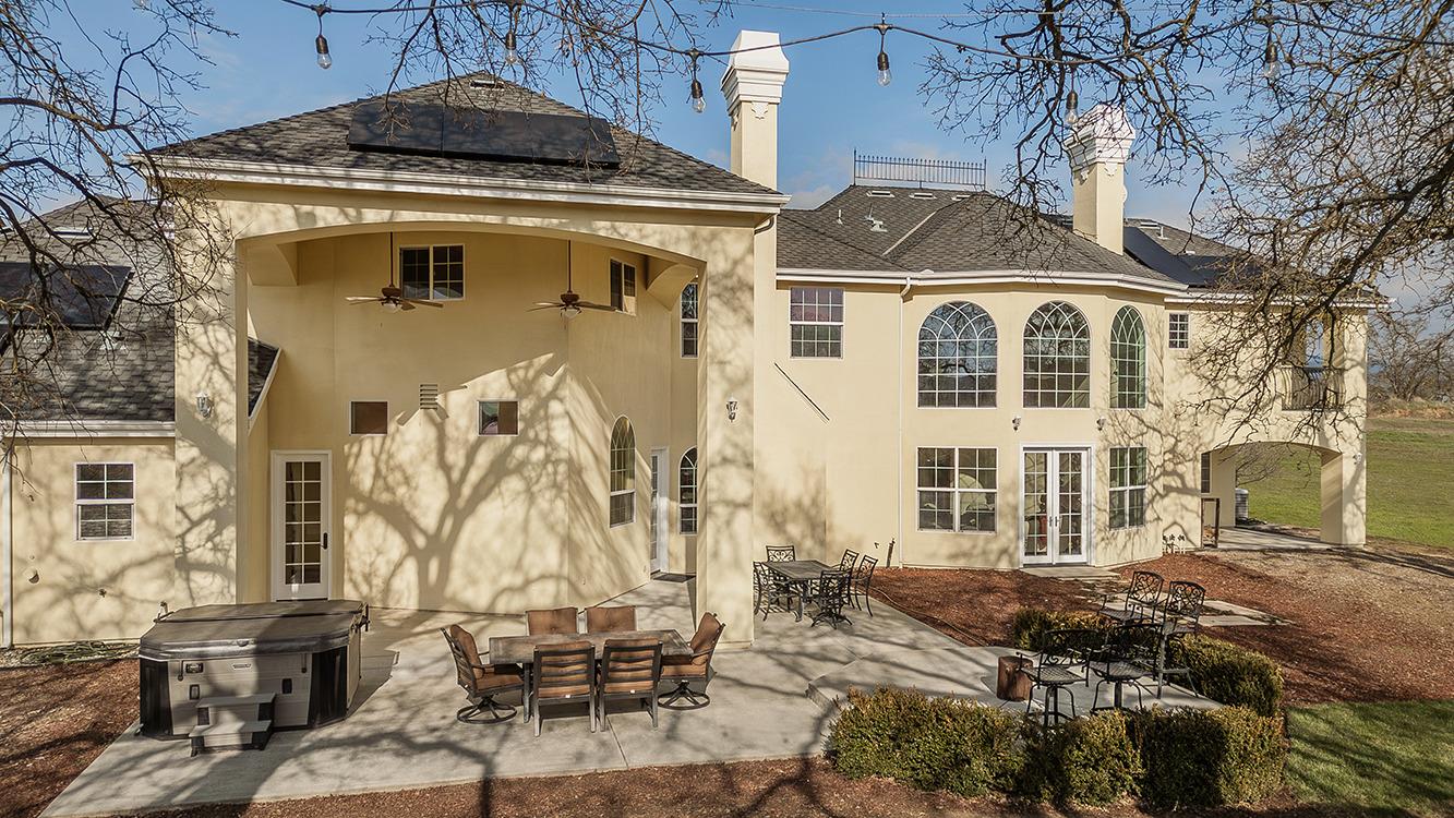 14505 Blue Drake Ln, Prather, CA 93651