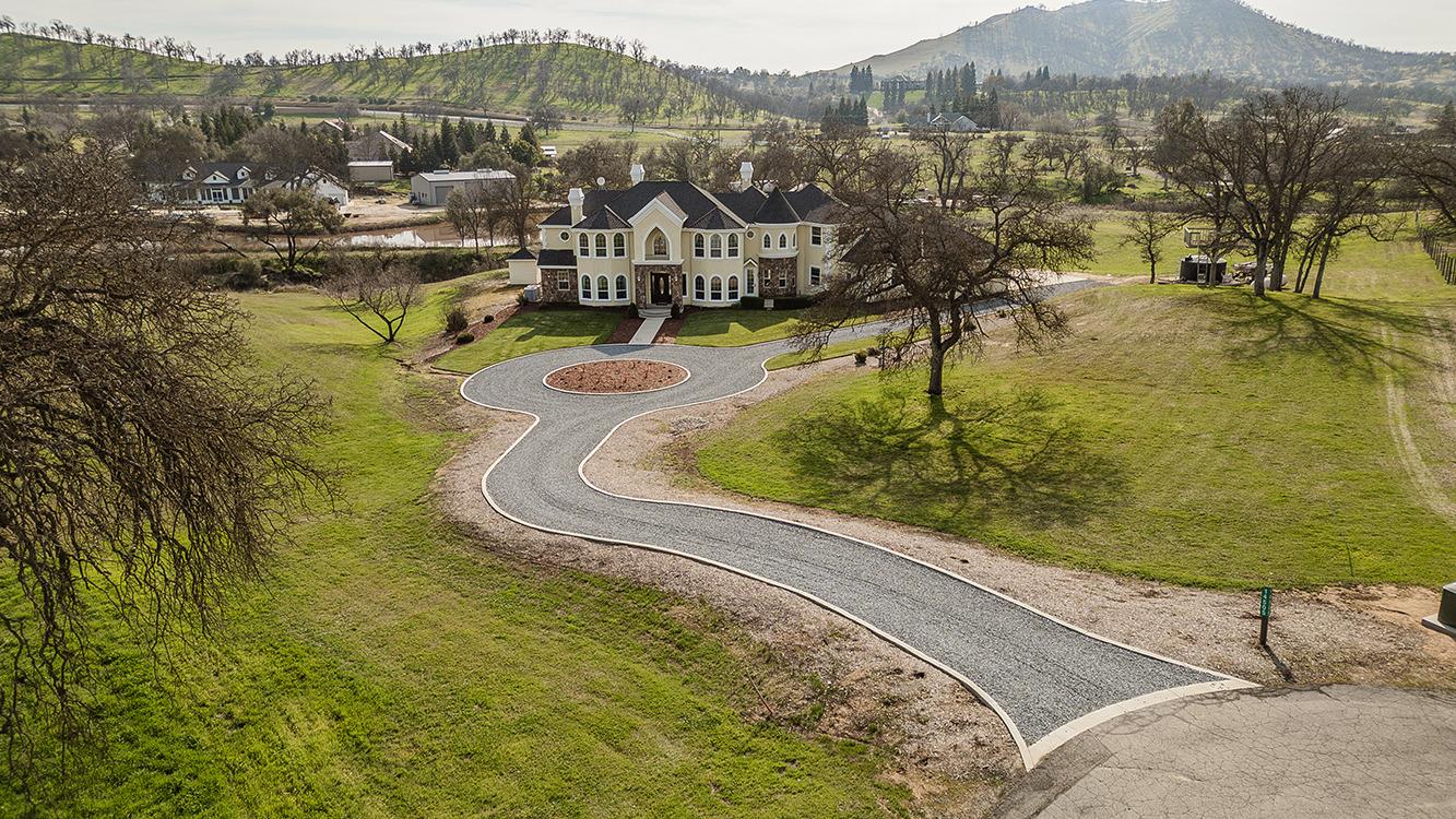 14505 Blue Drake Ln, Prather, CA 93651