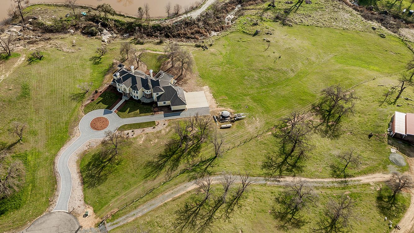 14505 Blue Drake Ln, Prather, CA 93651