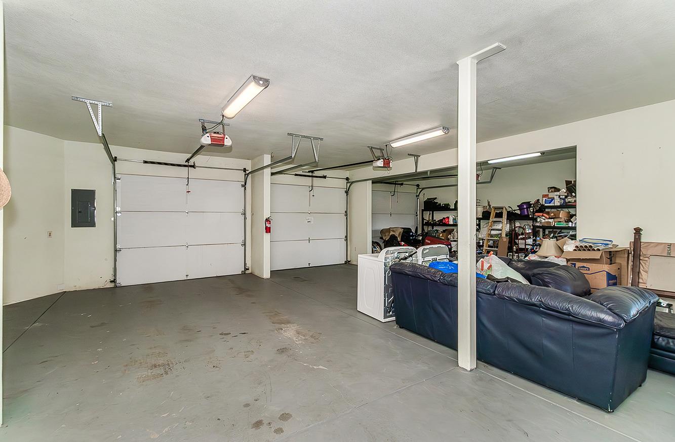 14505 Blue Drake Ln, Prather, CA 93651