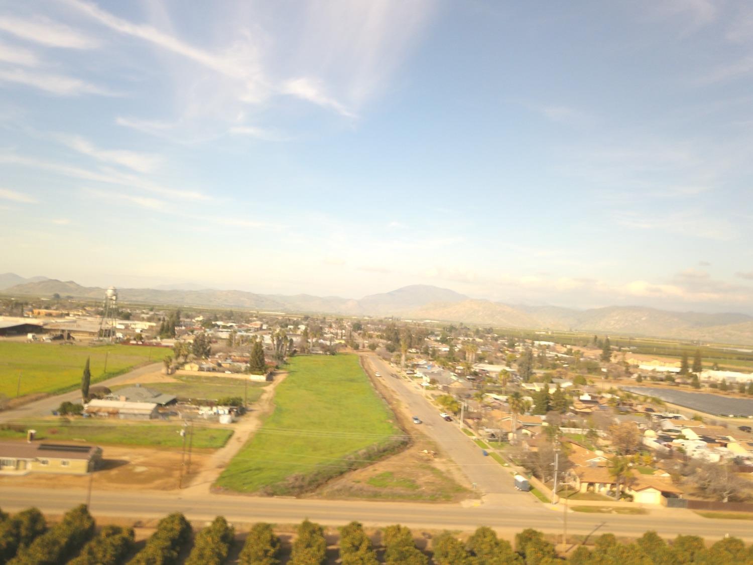 1 TBA, Orange Cove, CA 93646