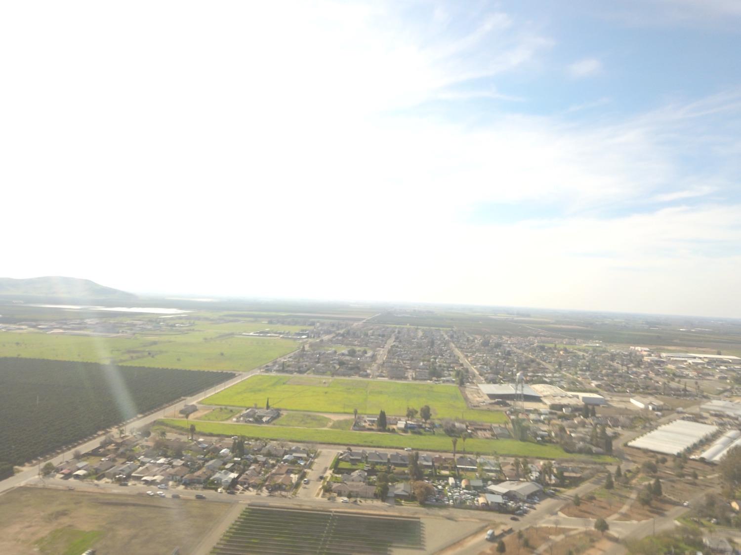 1 TBA, Orange Cove, CA 93646