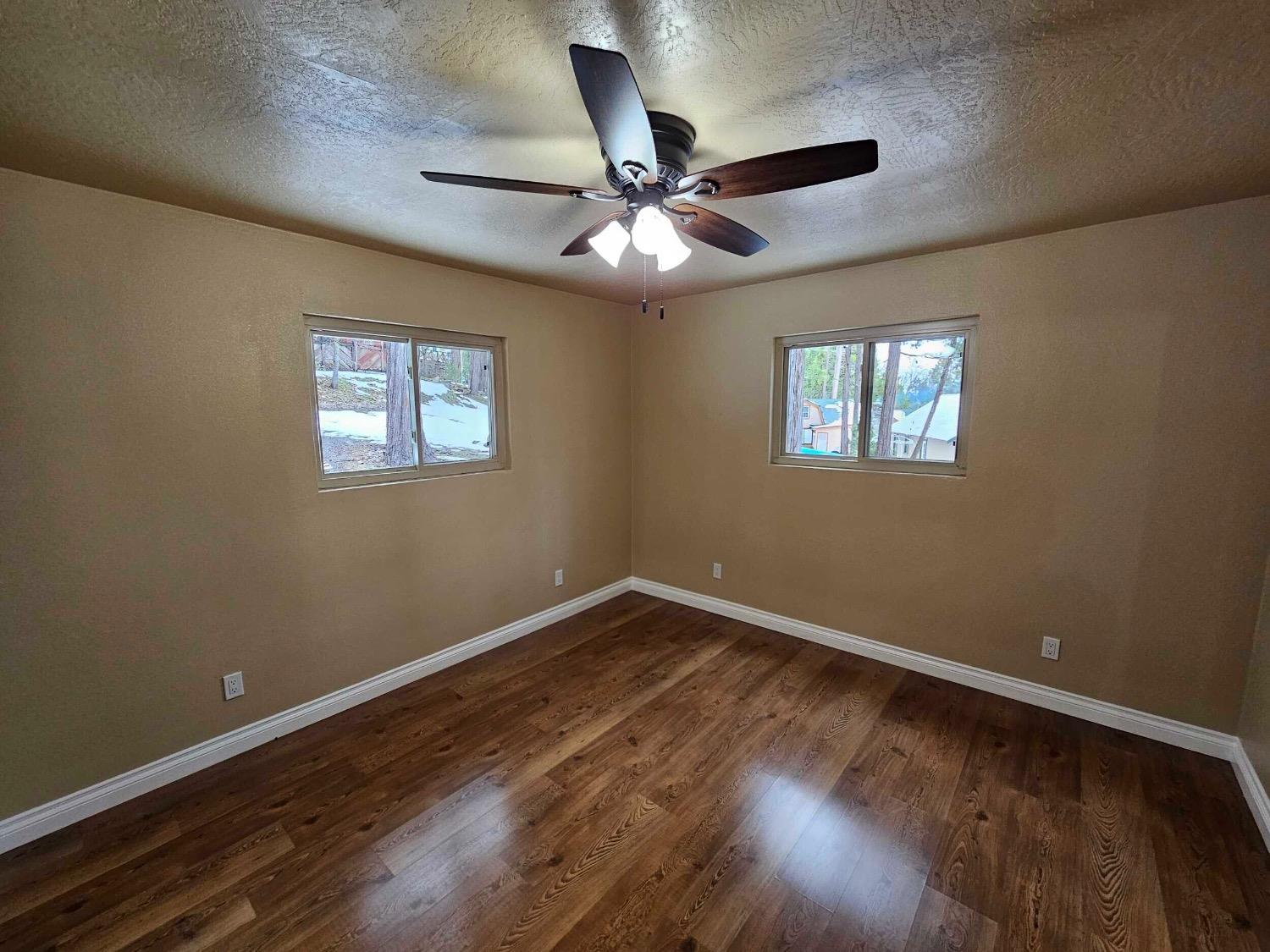 41916 Meadow Ln, Auberry, CA 93602