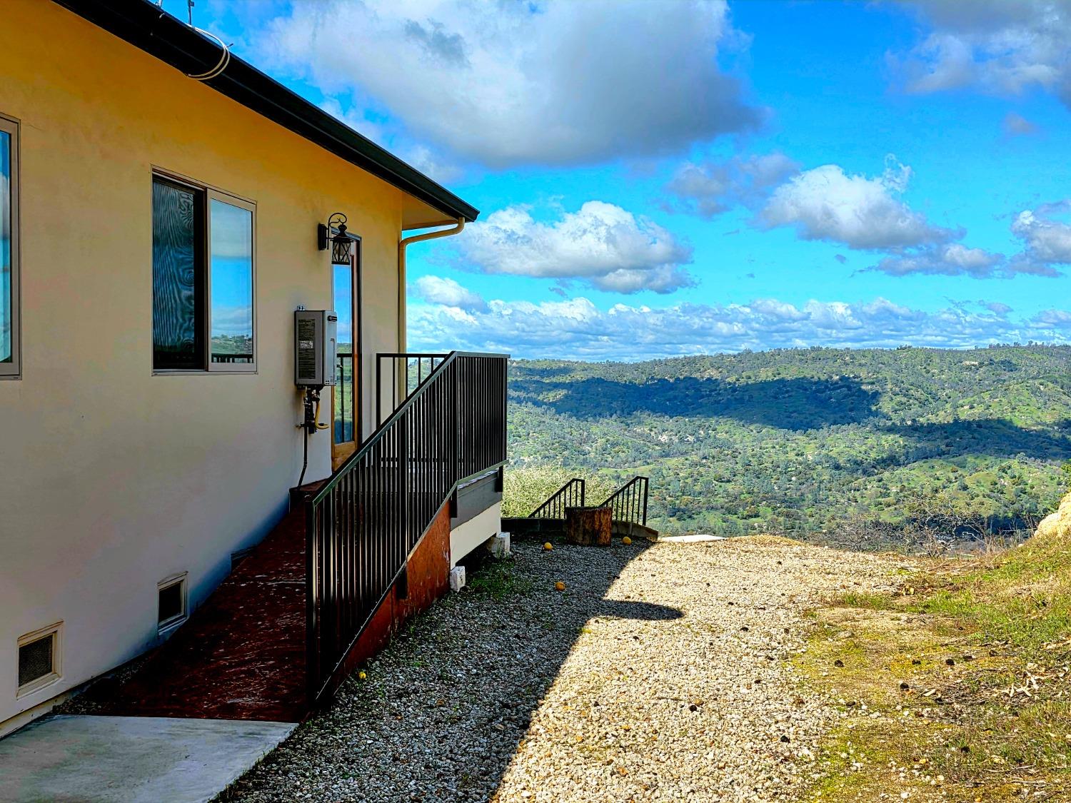 41015 Lilley Mountain Dr, Coarsegold, CA 93614