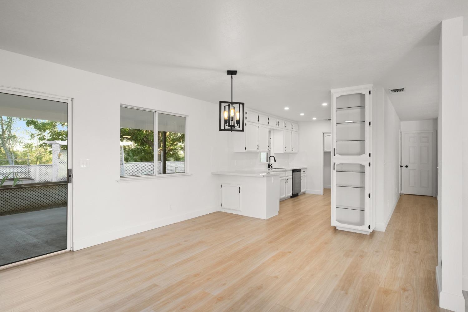 42906 Ranger Circle Dr. Dr, Coarsegold, CA 93614