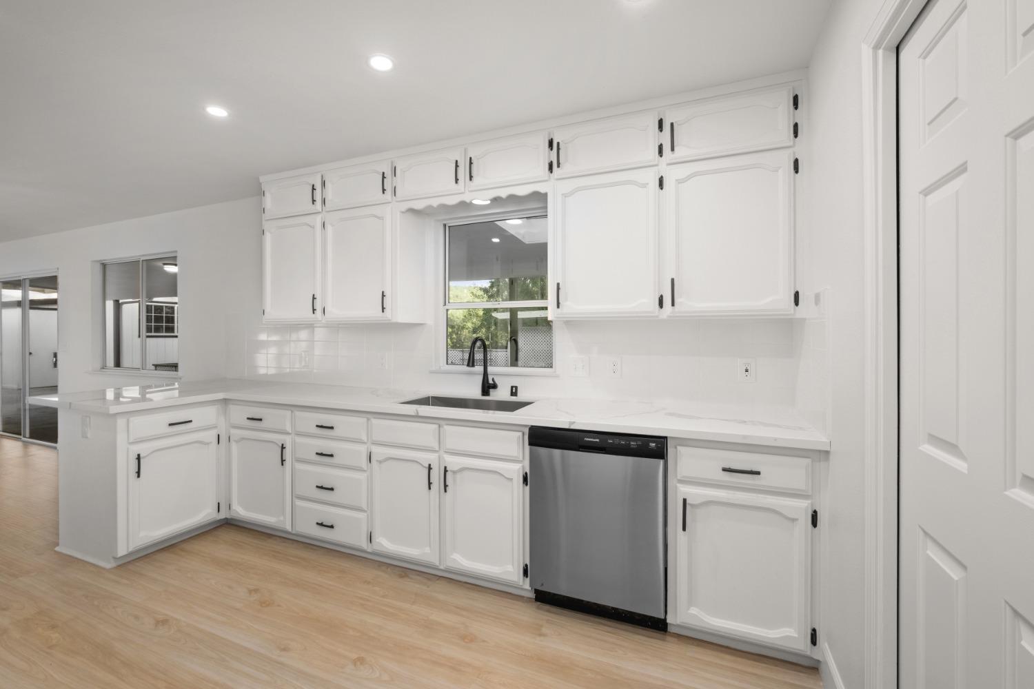 42906 Ranger Circle Dr. Dr, Coarsegold, CA 93614