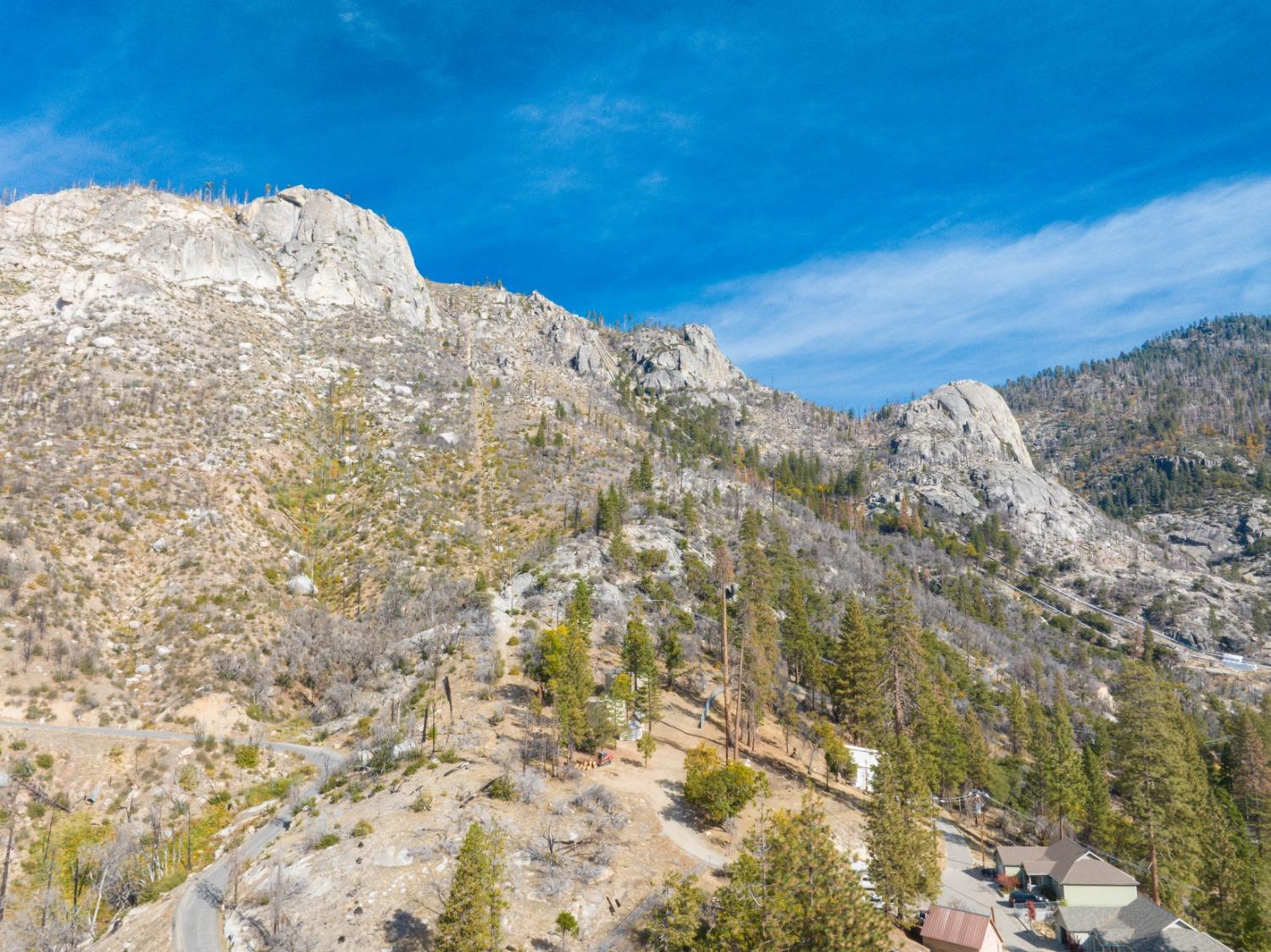 55142 Huntington Lake Rd, Big Creek, CA 93605