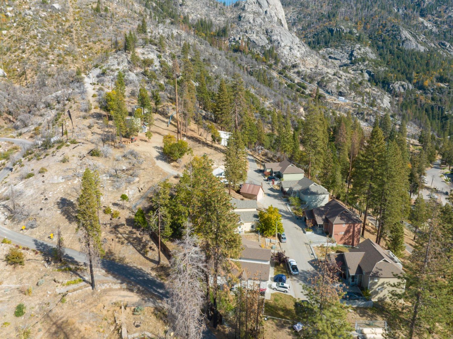 55142 Huntington Lake Rd, Big Creek, CA 93605