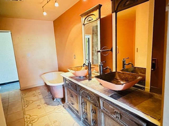 41346 Mineral Springs Rd, Coalinga, CA 93210