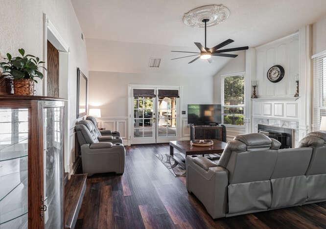 26189 Valerie Ave, Madera, CA 93638