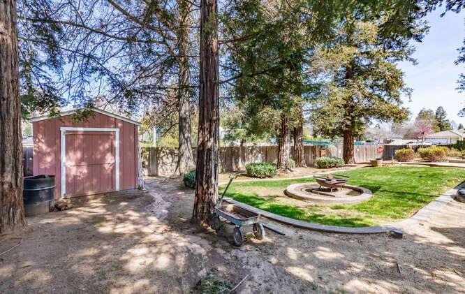 26189 Valerie Ave, Madera, CA 93638