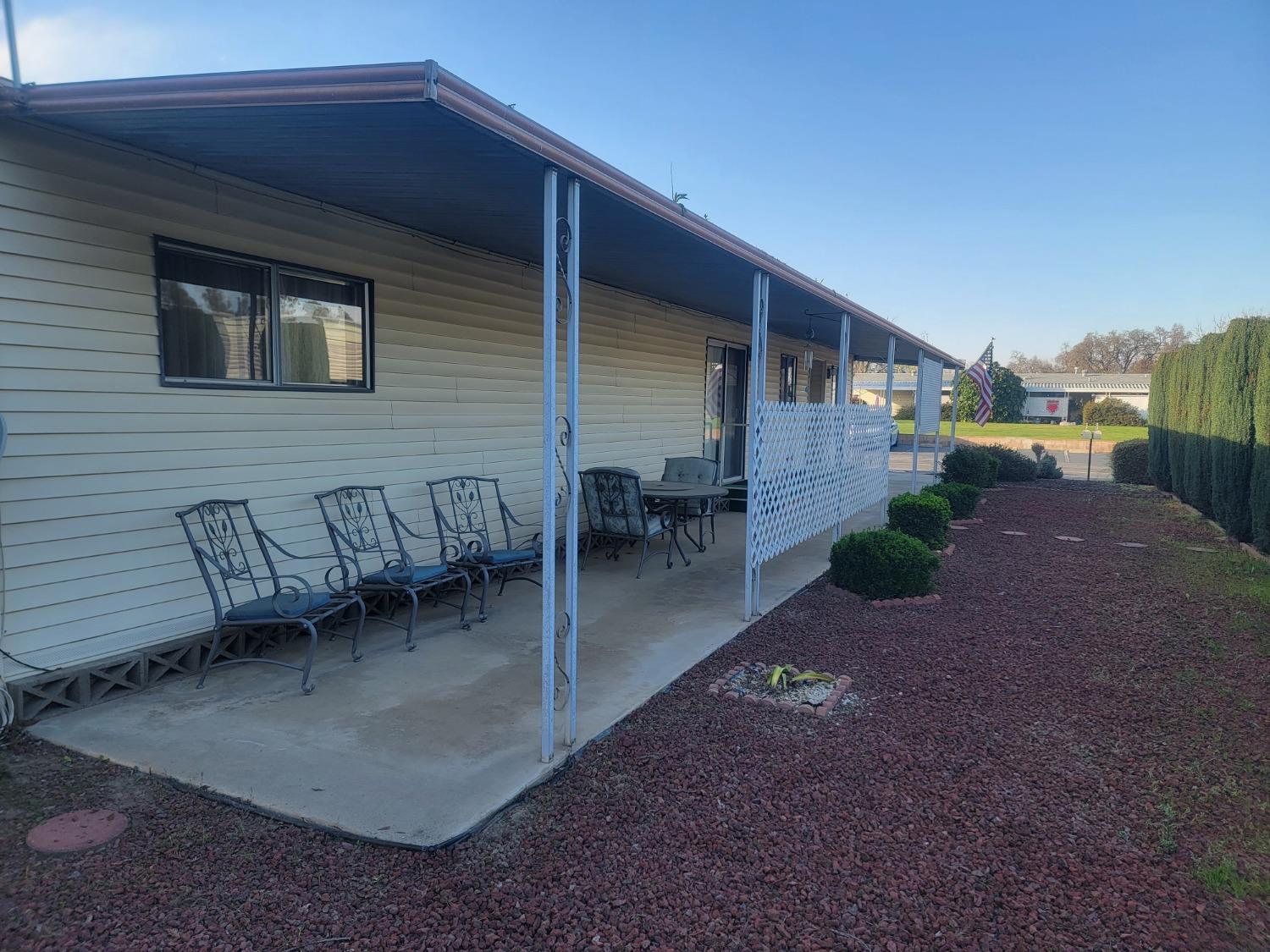 1300 W Olson Ave #52, Reedley, CA 93654