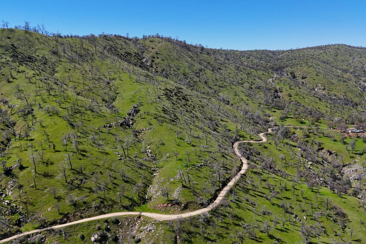 39249 Road 800, Raymond, CA 93653