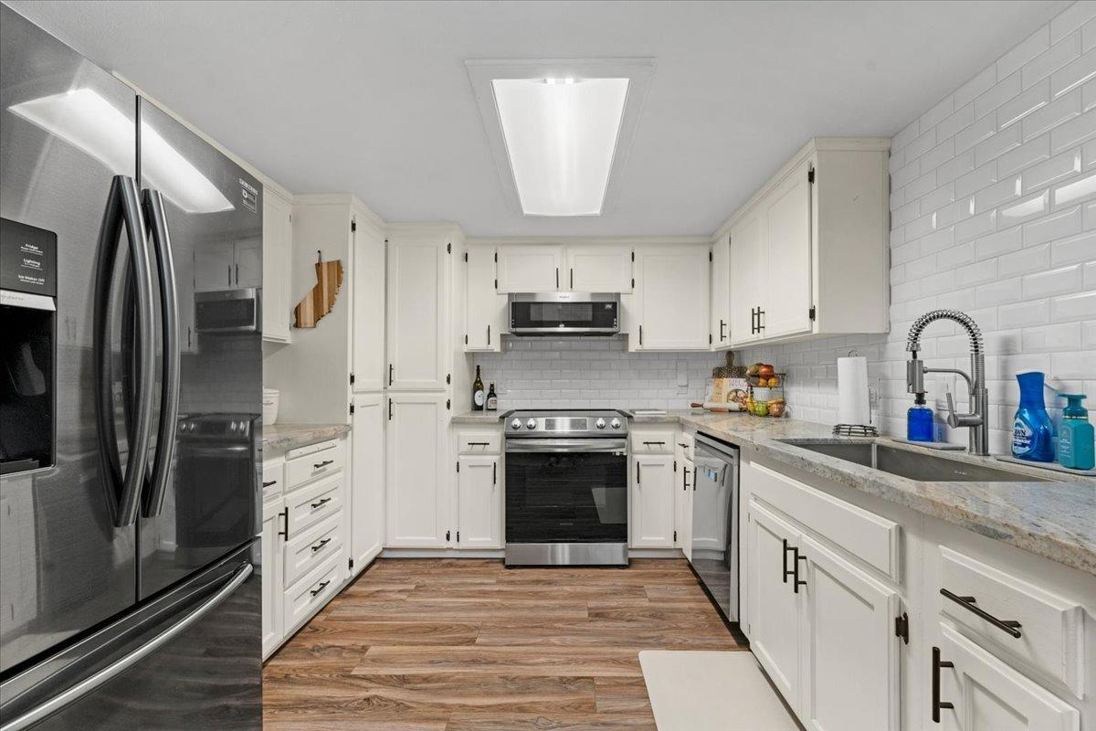 7534 N Millbrook Ave, Fresno, CA 93720