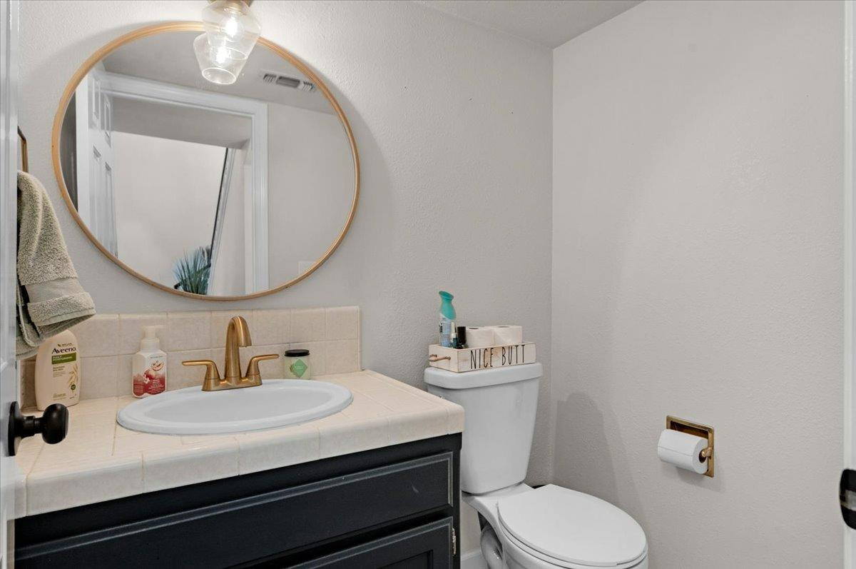 7534 N Millbrook Ave, Fresno, CA 93720