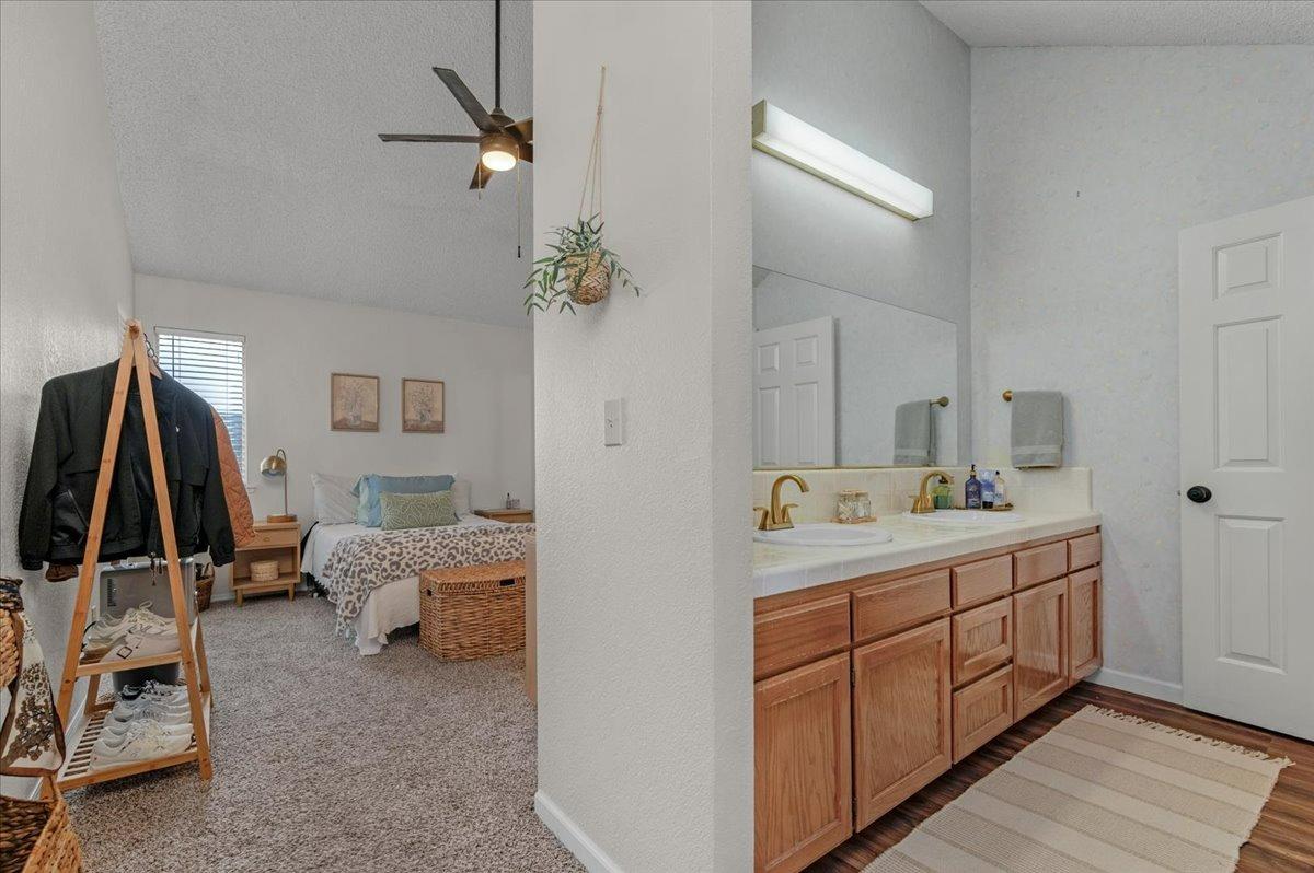 7534 N Millbrook Ave, Fresno, CA 93720