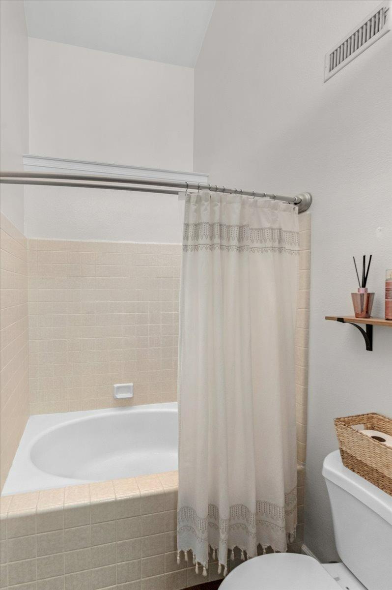 7534 N Millbrook Ave, Fresno, CA 93720