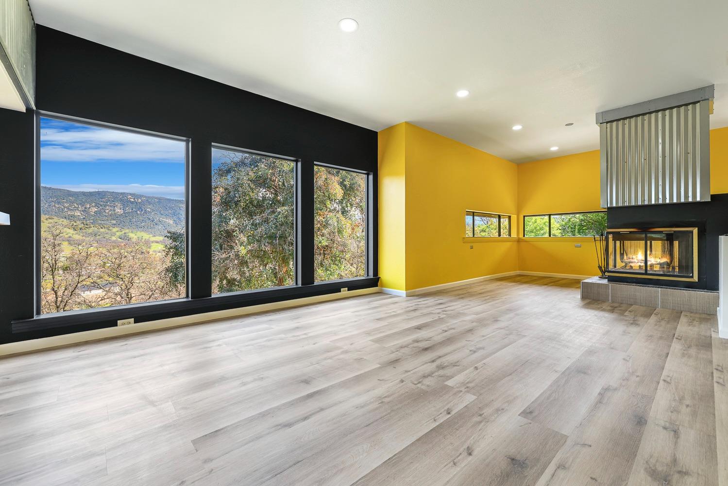 28951 Spring Valley Rd, Tollhouse, CA 93667