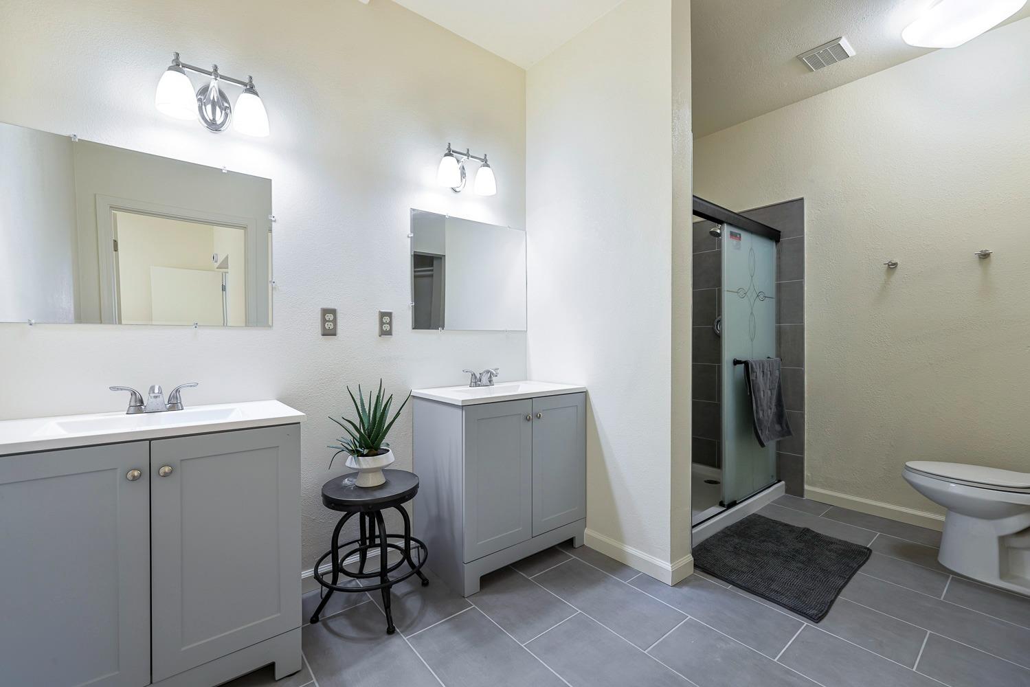 28951 Spring Valley Rd, Tollhouse, CA 93667