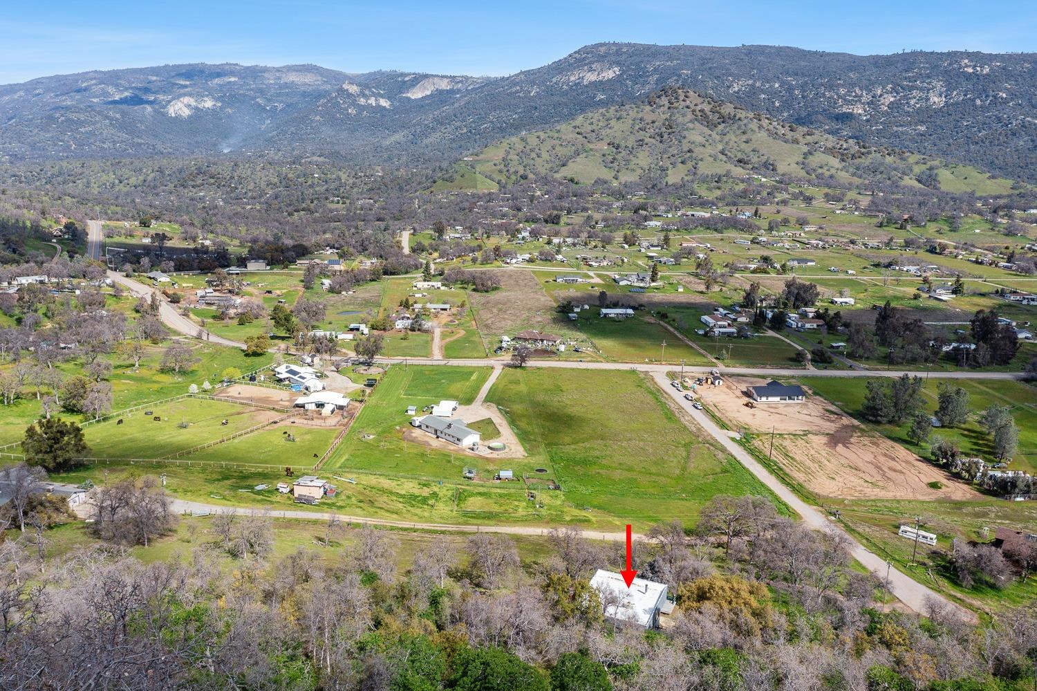 28951 Spring Valley Rd, Tollhouse, CA 93667