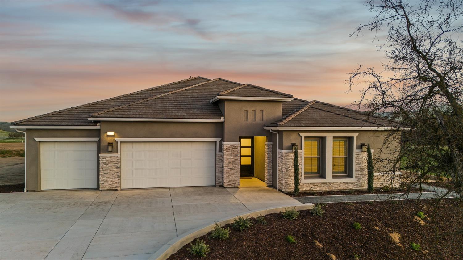 19678 Ventana Hills Dr, Clovis, CA 93619