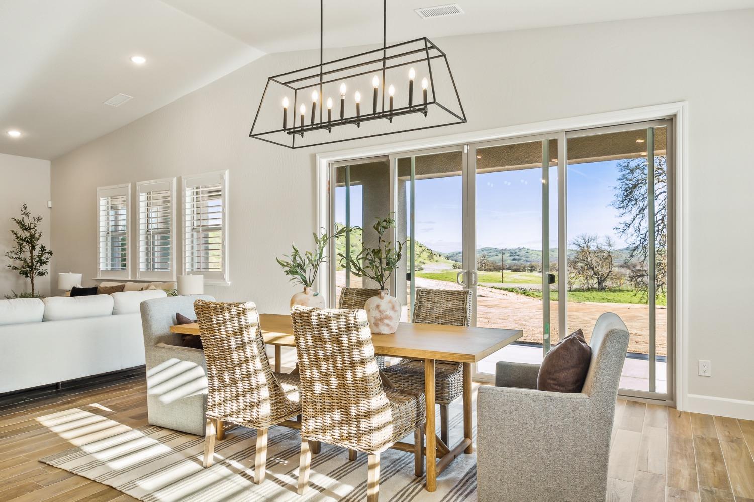 19678 Ventana Hills Dr, Clovis, CA 93619