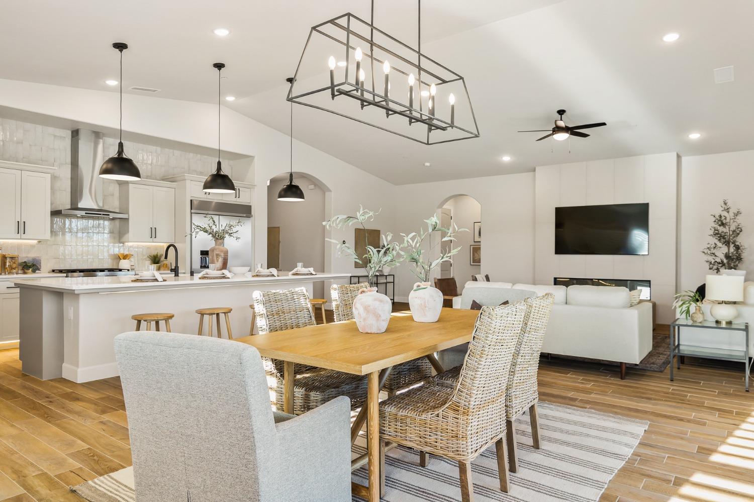 19678 Ventana Hills Dr, Clovis, CA 93619