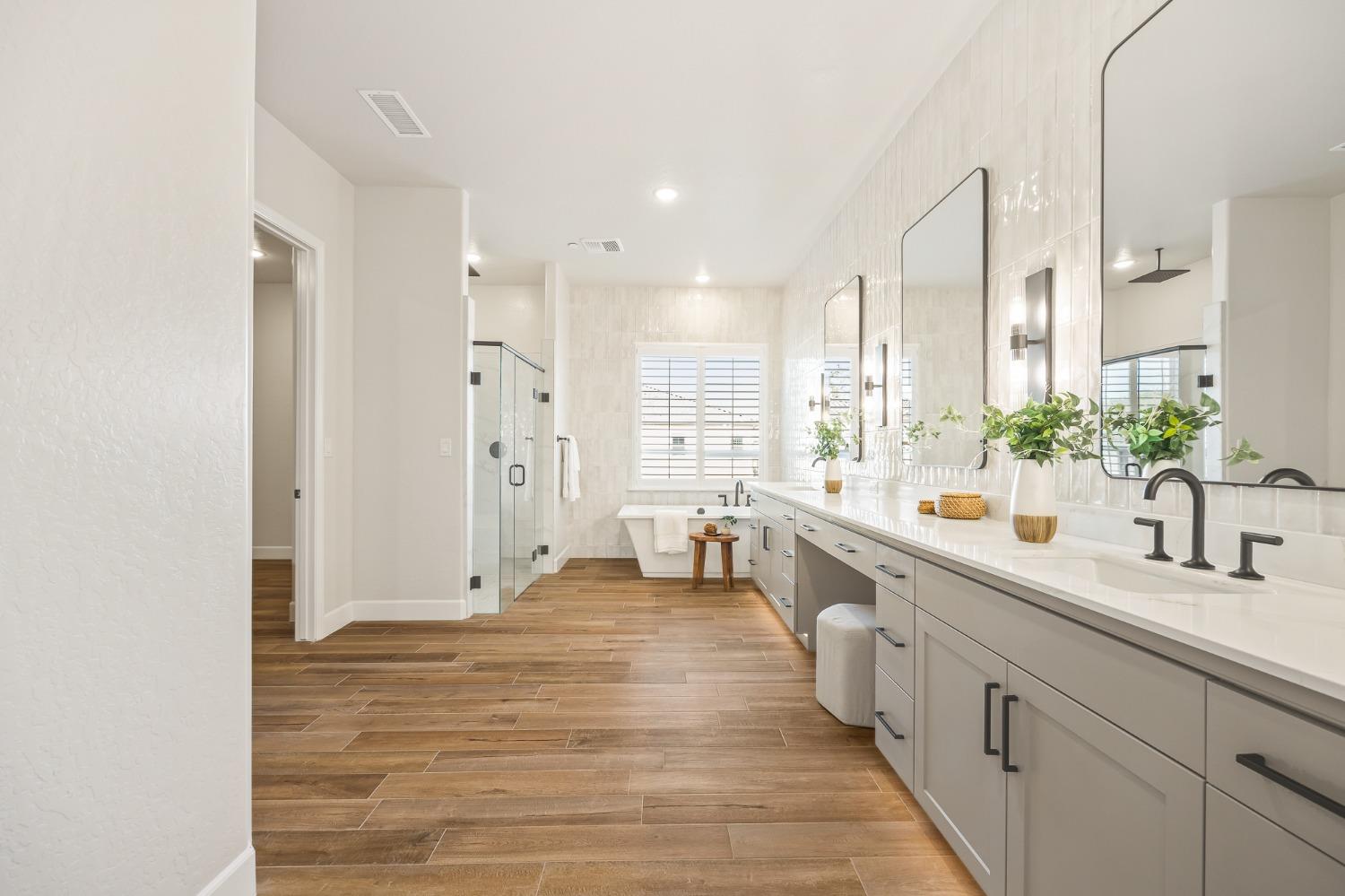 19678 Ventana Hills Dr, Clovis, CA 93619