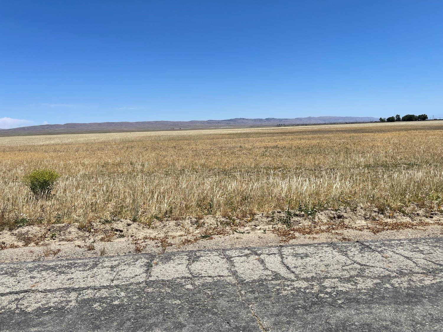 11250 Soda Lake Rd, Santa Margarita, CA 93453