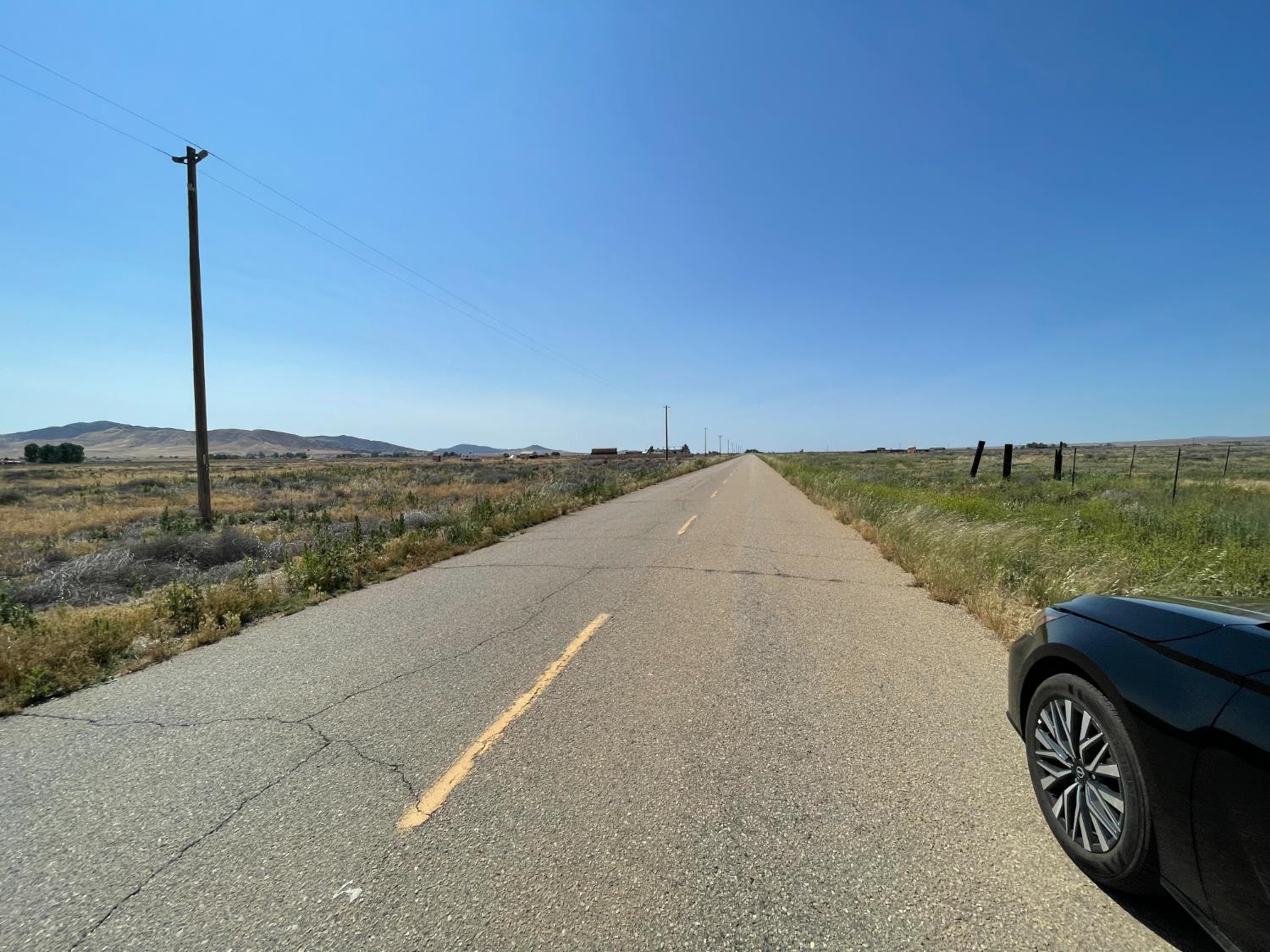 11250 Soda Lake Rd, Santa Margarita, CA 93453