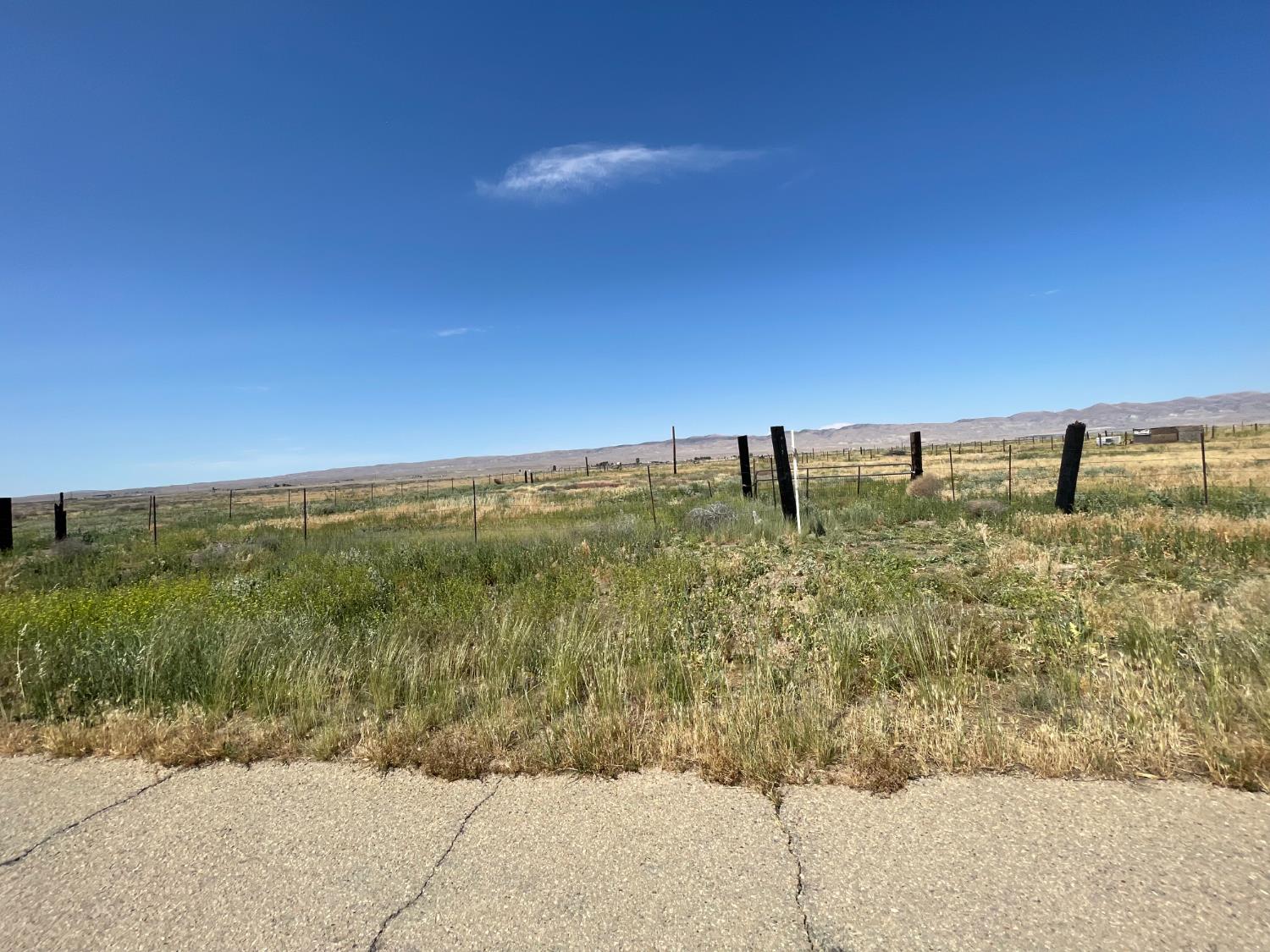 11250 Soda Lake Rd, Santa Margarita, CA 93453