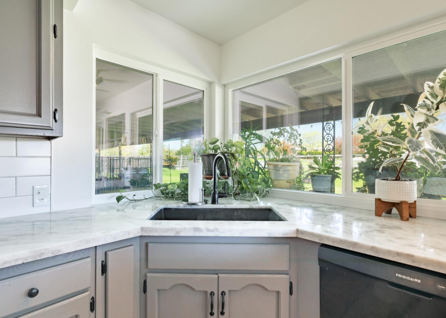 16993 Jennifer Ct, Madera, CA 93636