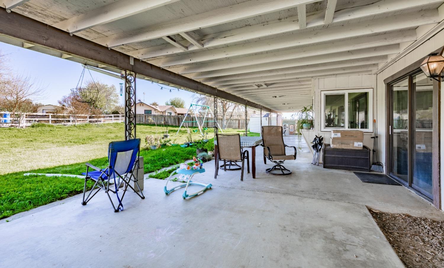 16993 Jennifer Ct, Madera, CA 93636